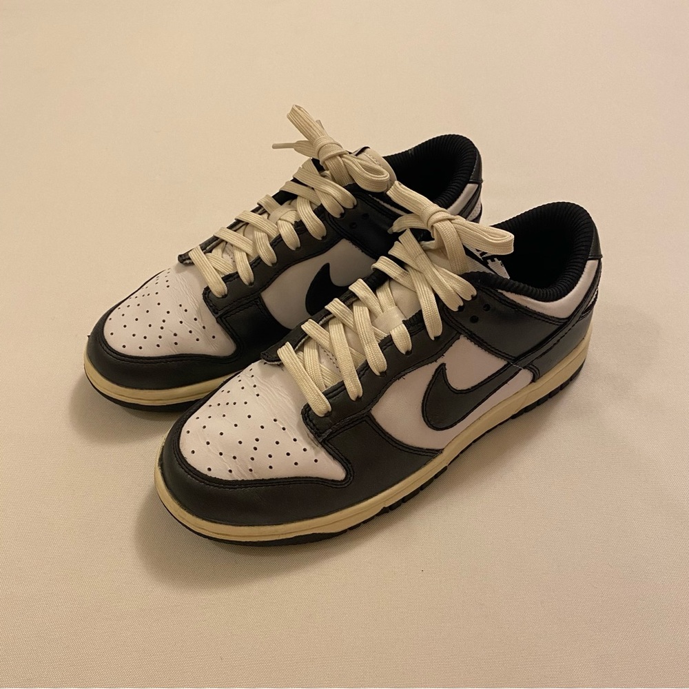 Nike Dunk Low Premium Vintage Panda